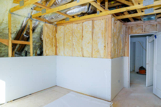 Best Insulation Contractor Near Me  in North Bay Shore, NY